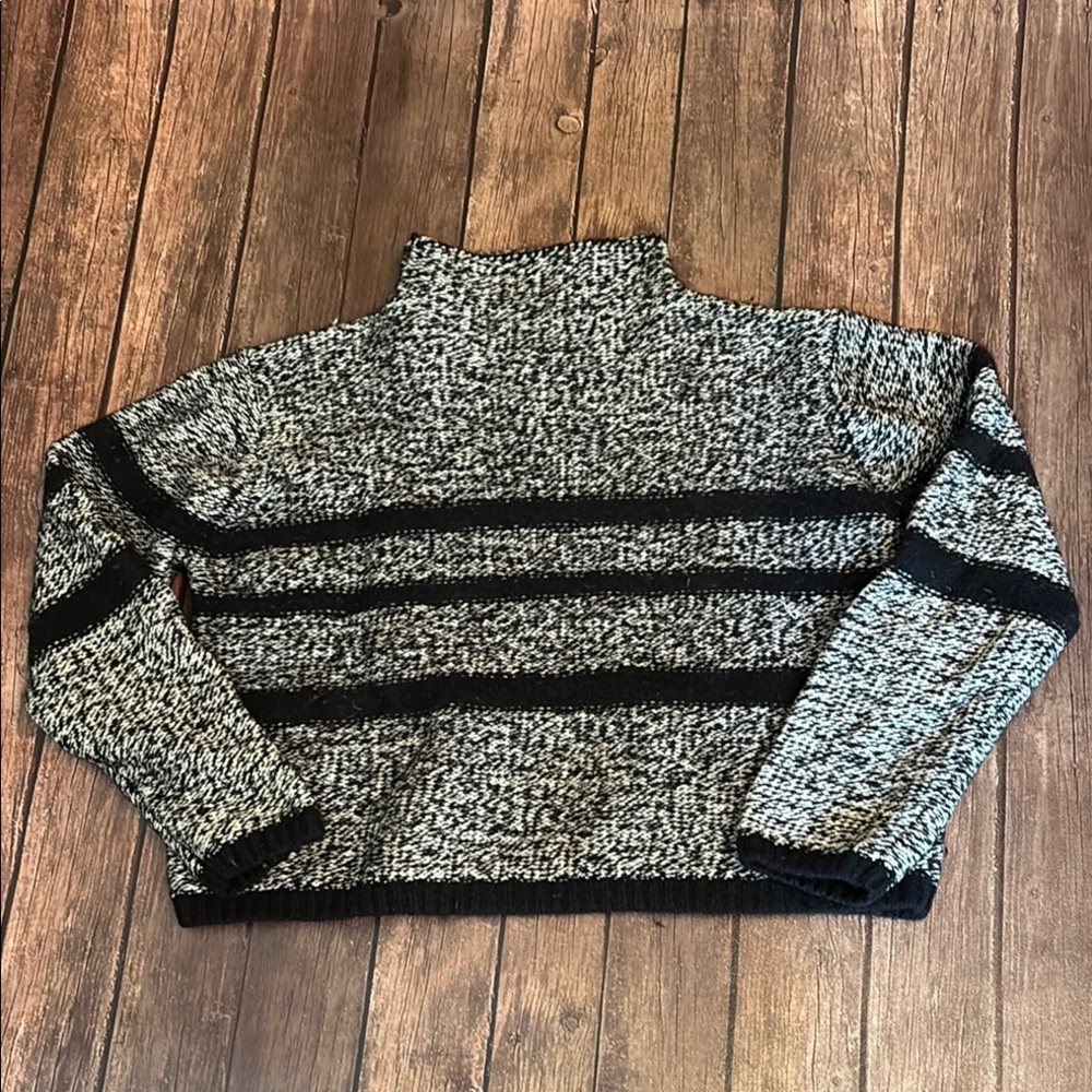 Field Gear Wool/Cotton Blend Cropped Funnel Neck Sweater Sz L